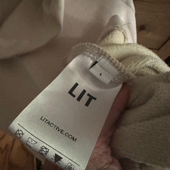 LIT activewear oversized ivory sweatshirt Sz large - Picture 6 of 8